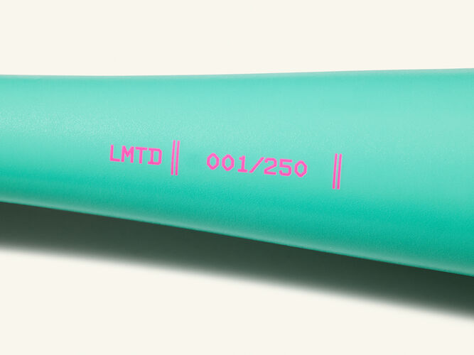 COMBAT MFG Spec CR1 Mint Militia 13-Inch Balanced USSSA Slowpitch Bat